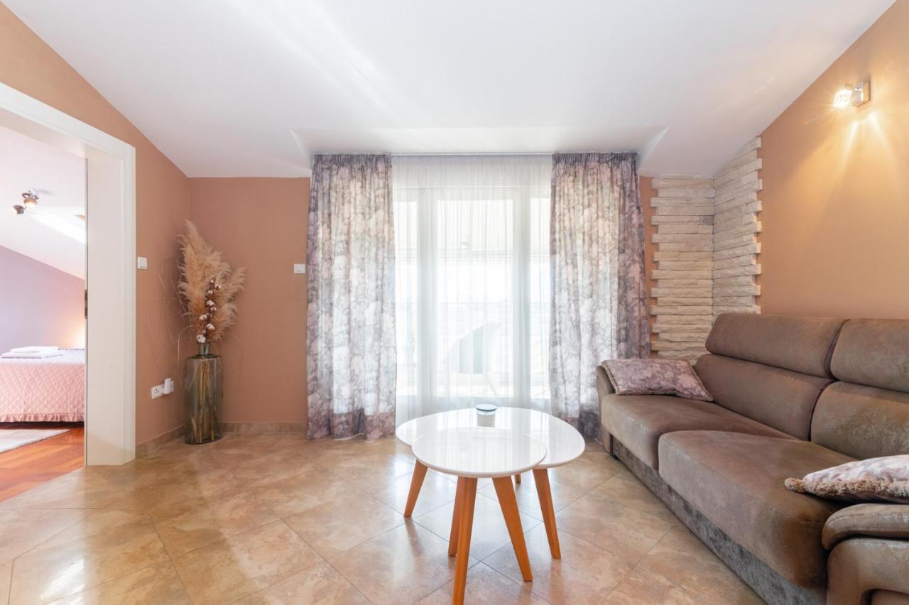 Deluxe Suite Bambi With Panoramic View Zára Kültér fotó