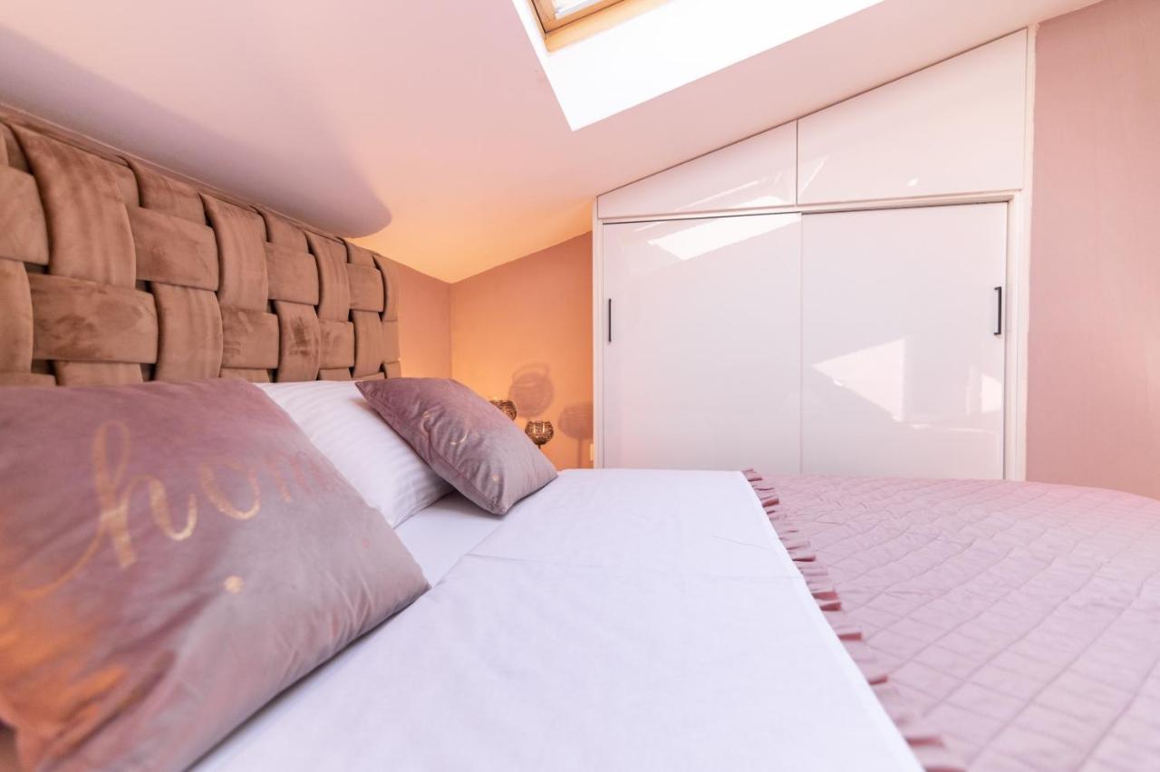 Deluxe Suite Bambi With Panoramic View Zára Kültér fotó