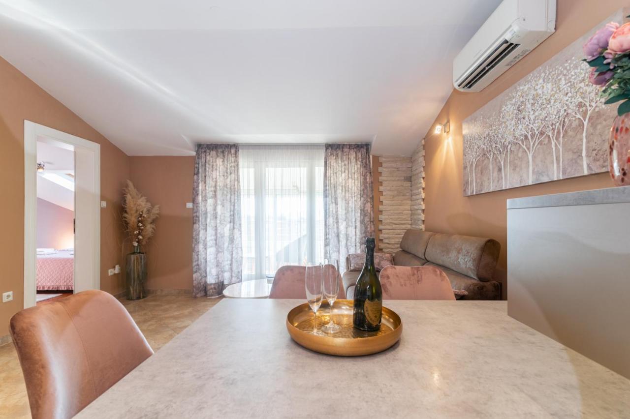 Deluxe Suite Bambi With Panoramic View Zára Kültér fotó