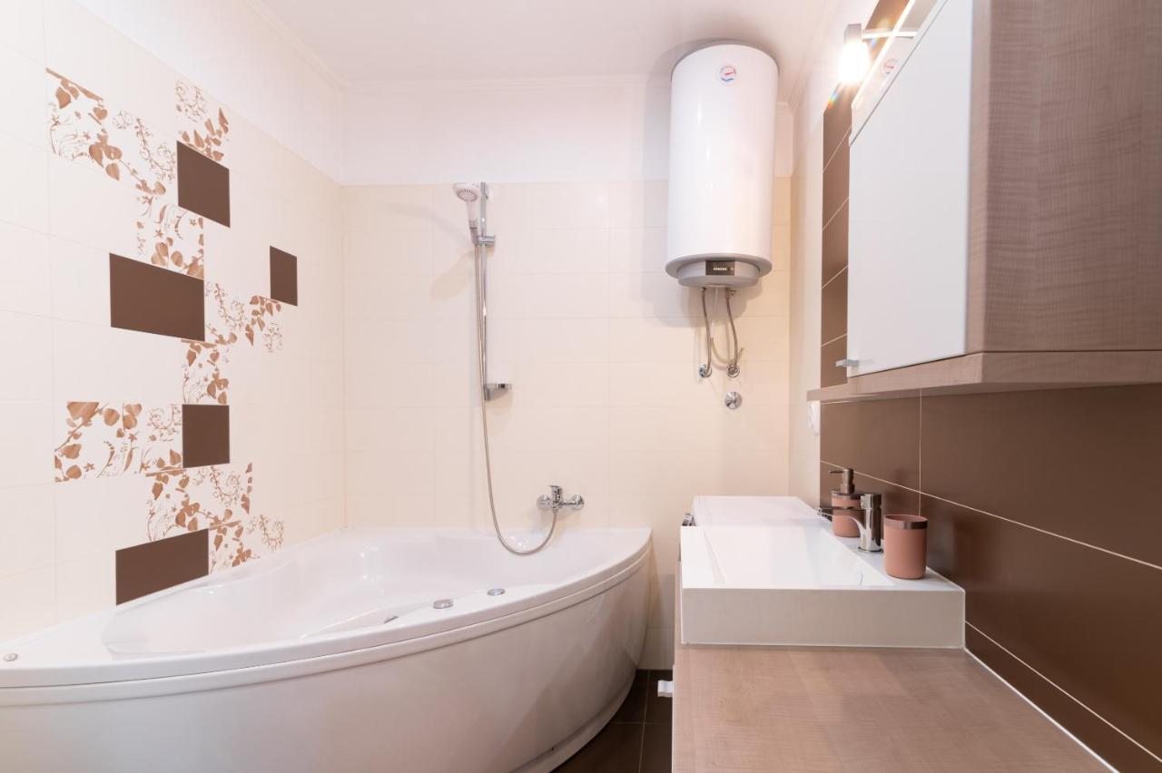 Deluxe Suite Bambi With Panoramic View Zára Kültér fotó