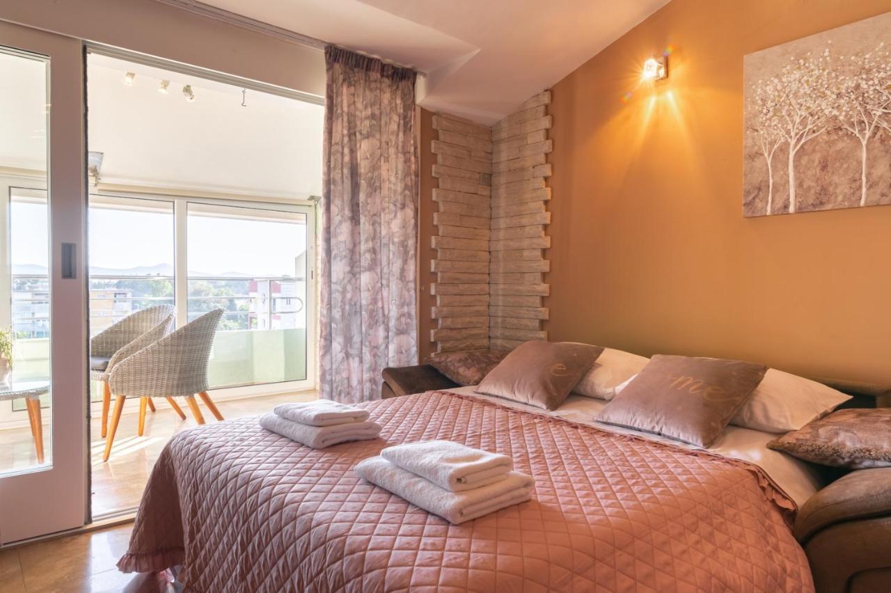 Deluxe Suite Bambi With Panoramic View Zára Kültér fotó